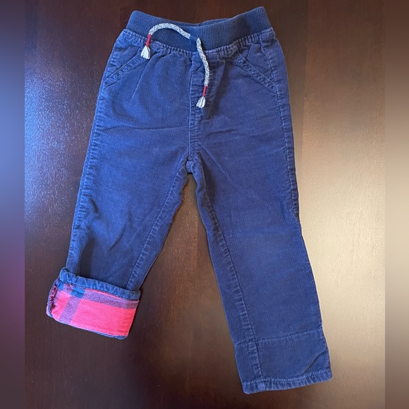 2T Boys Outfit Sweater & Corduroy Pants - Picture 2 of 8